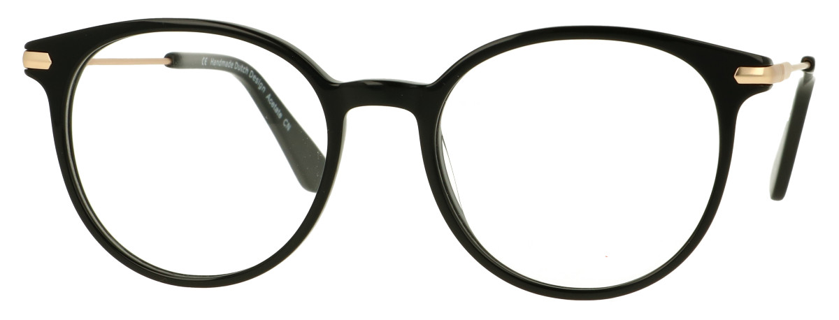 C06